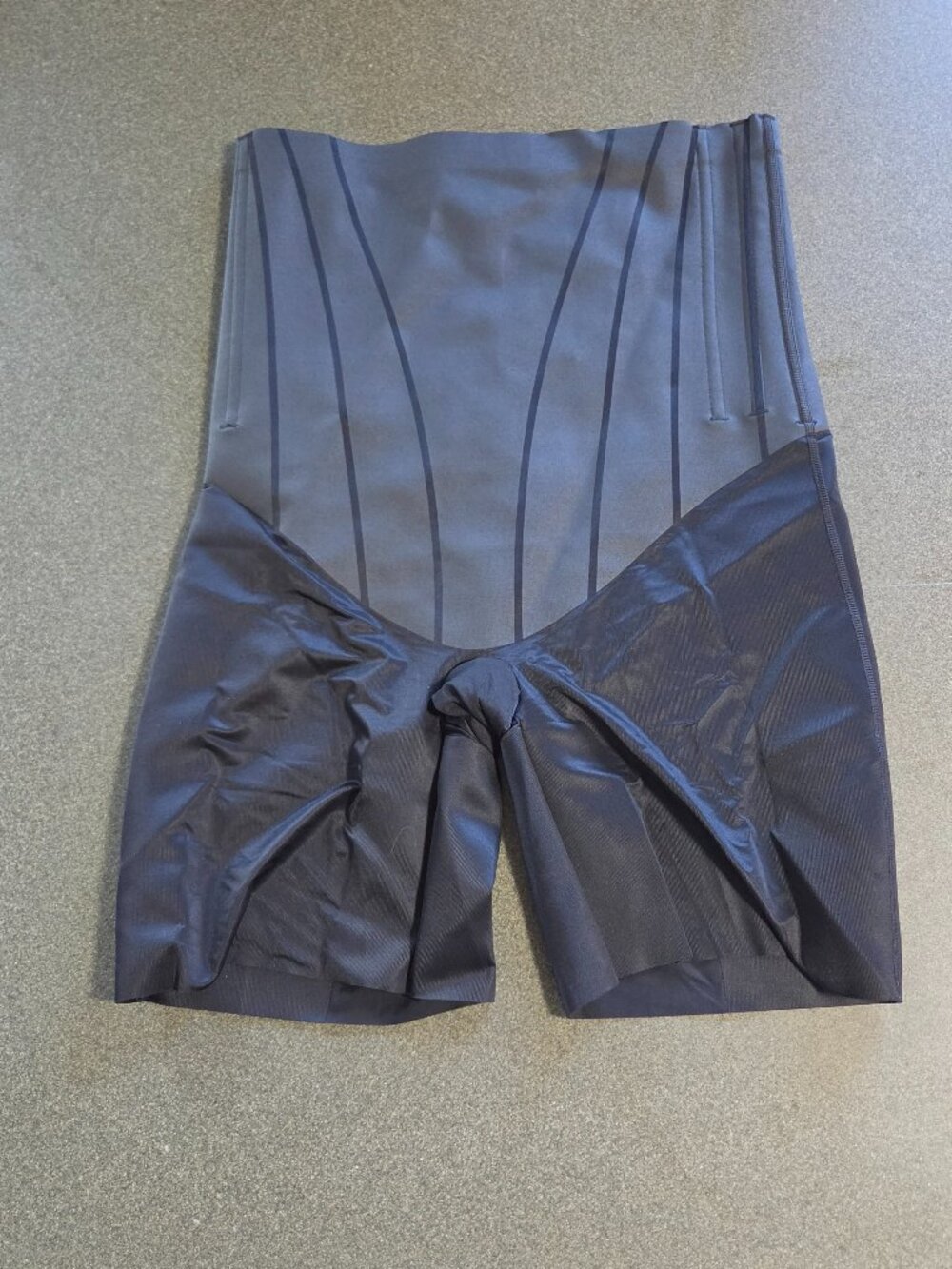 SpanxSupersculpt Total Contour High-Waisted Mid Thigh Short- Black Shapewear XL